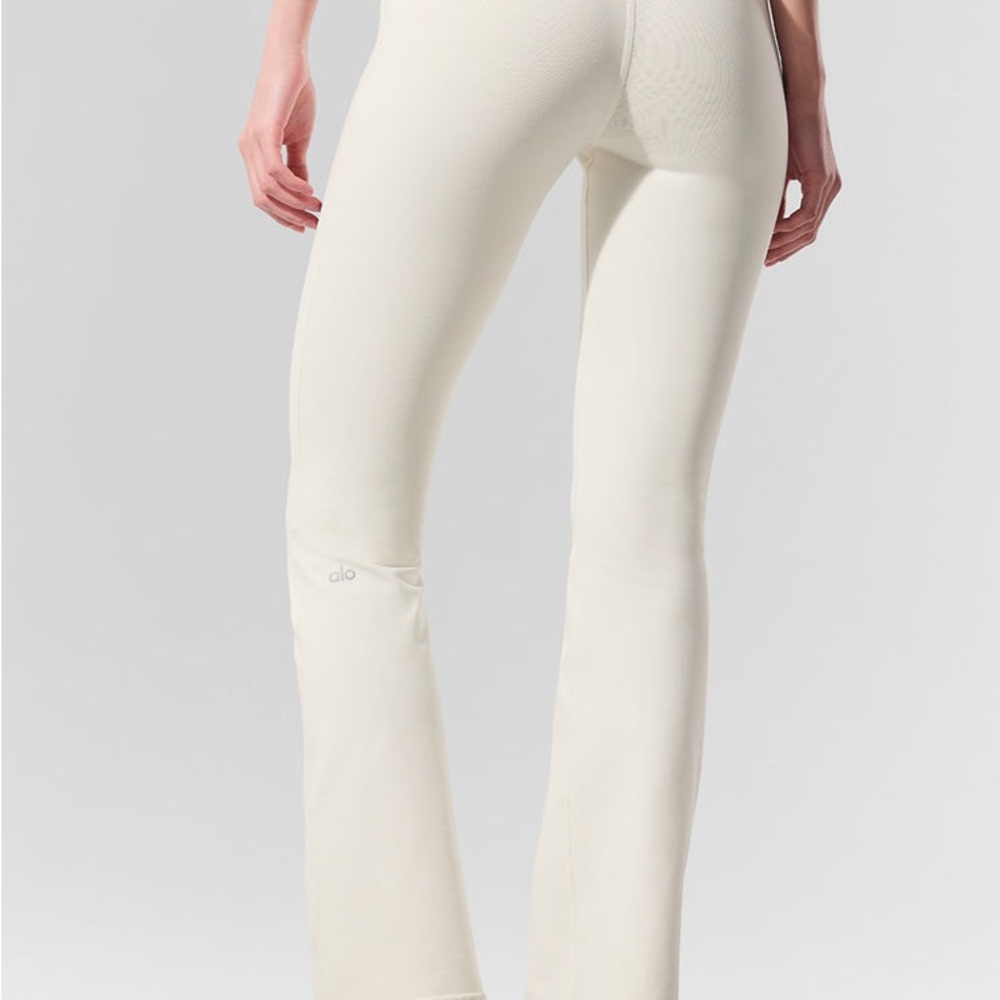 Alo Yoga Airbrush High-Waist 7/8 Bootcut Legging $128 Retail NWT - Picture 2 of 12